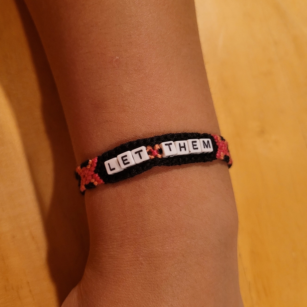 "Let Them" Friendship Bracelet